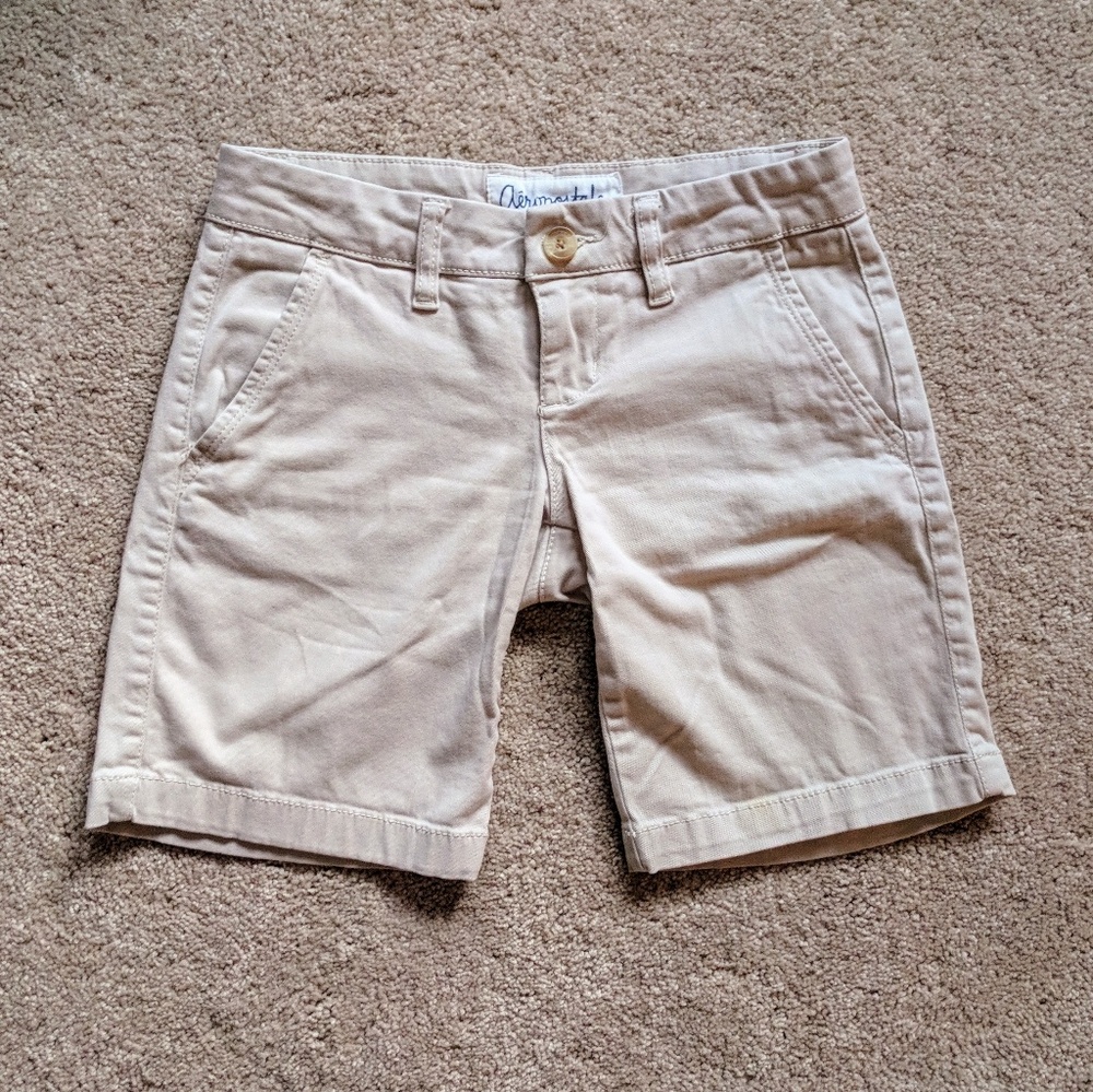 Aeropostale tan Bermuda shorts 00